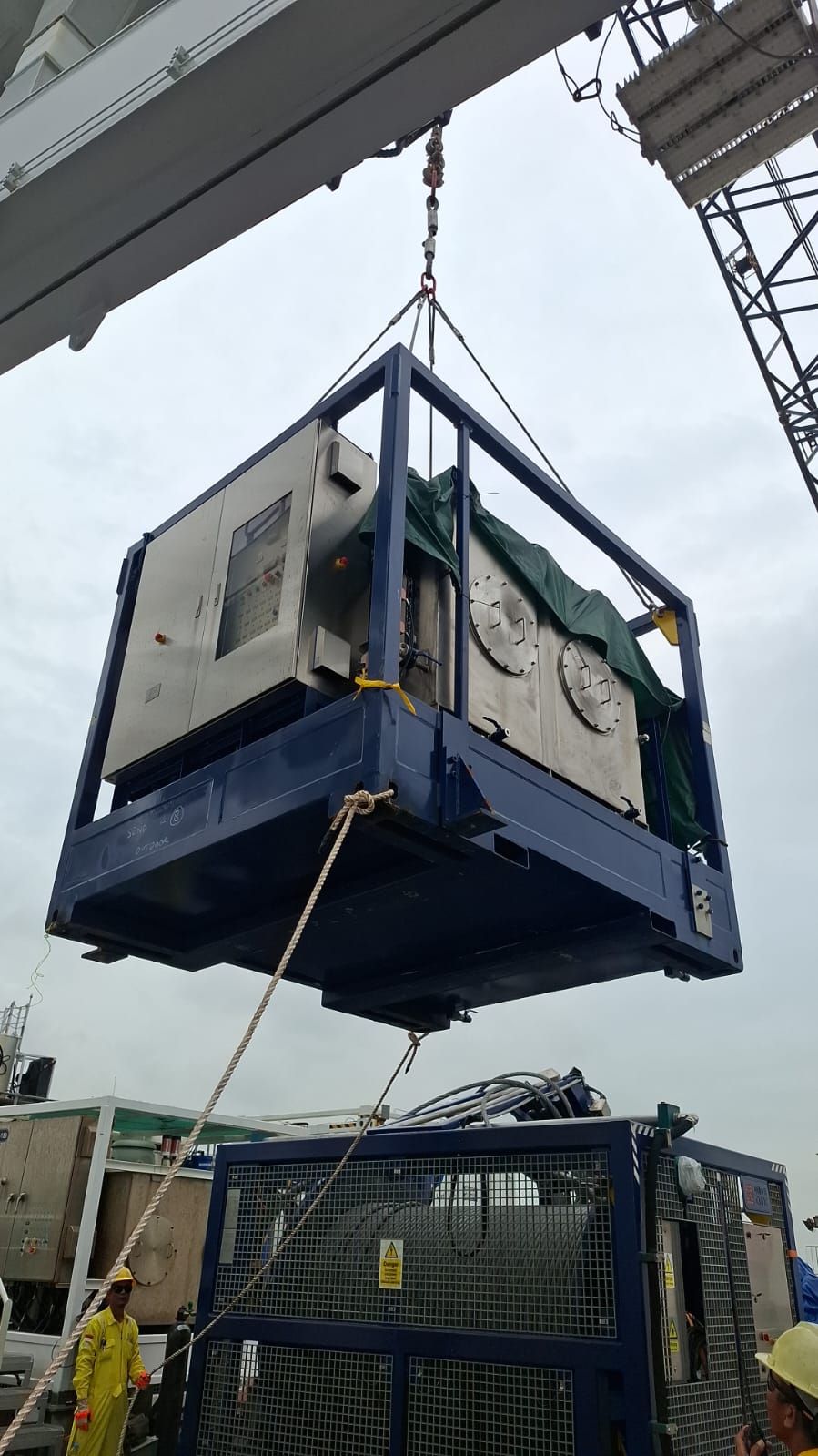 Heavy Lift Operation